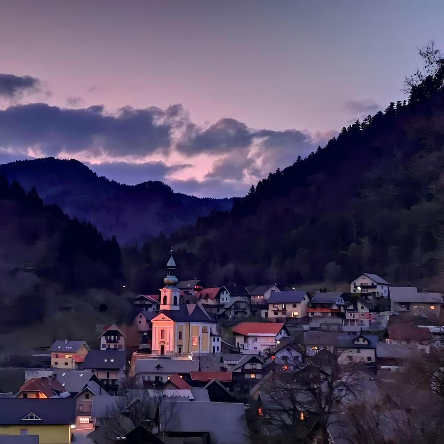 Charming Bella Hideout - Adults Only Apartment Jesenice Bagian luar foto